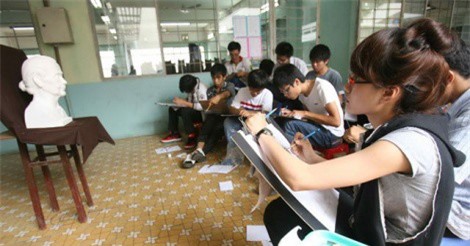 Tuyển sinh ĐH 2018: Nhiều ngành học mới xuất hiện, điều chỉnh tổ hợp xét tuyển