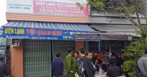 Nhân viên phát hiện chủ cửa hàng điện lạnh chết trong tư thế treo cổ