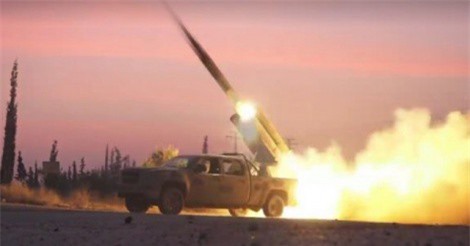 Quân đội Syria nã hàng trăm tên lửa hạng nặng "nướng chín" phiến quân Đông Damascus