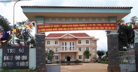 Bí thư xã gọi điện "xin phép" Bí thư huyện xây sân tennis hơn nửa tỷ đồng