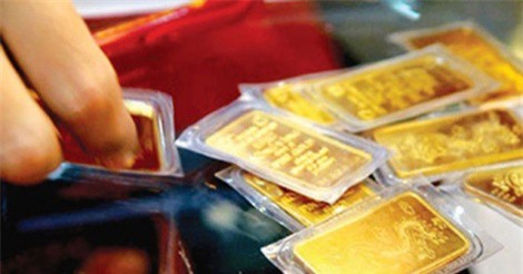 Giá vàng ngày 12/1: "Chắp cánh bay cao"