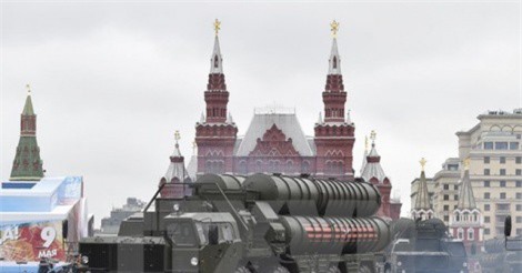 Bộ Quốc phòng Nga triển khai sư đoàn S-400 mới tại Crimea