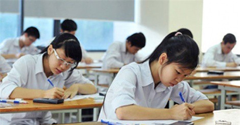 Để có "cần câu cơm", chỉ học sách giáo khoa hay phải học thêm?