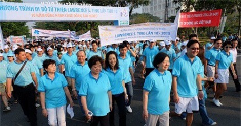 Đi bộ gây quỹ hỗ trợ đồng bào nghèo