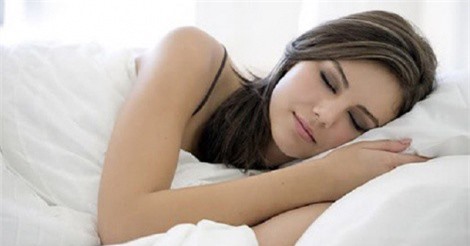 Ngủ nghiêng bên nào tốt cho sức khỏe?