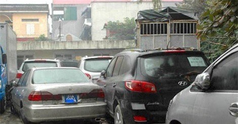 Tổng cục Hải quan thanh lý lô 50 xe ôtô, giá từ 45 triệu đồng