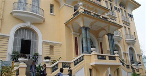 Dinh thự 99 cửa và lời đồn "con ma nhà họ Hứa" nổi tiếng Sài Gòn