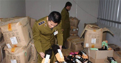 Hà Nội: Thu giữ số lượng lớn nguyên liệu trà sữa không rõ nguồn gốc