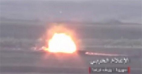 Chiến sự Syria: Thủ lĩnh pháo binh phiến quân đụng phải bom, chết nát xác