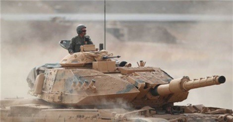 Thổ Nhĩ Kỳ đưa vũ khí tới biên giới Syria đề phòng Mỹ