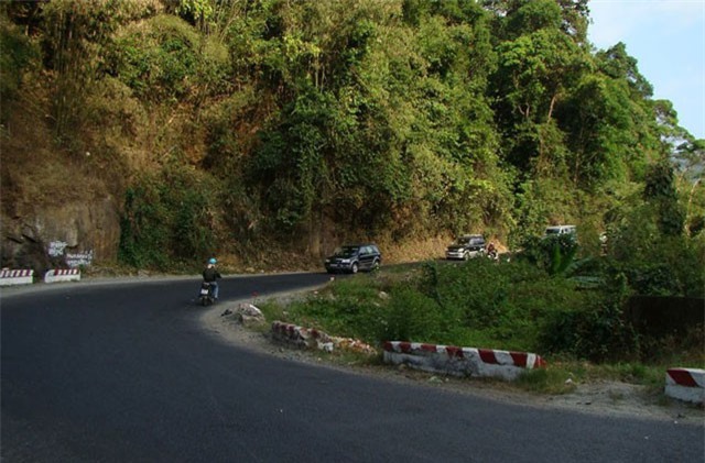 Những khúc cua tử thần trên đèo Bảo Lộc