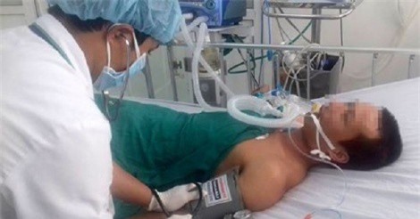 Kon Tum: Treo cổ tự vẫn rồi livestream "khoe" trên Facebook 