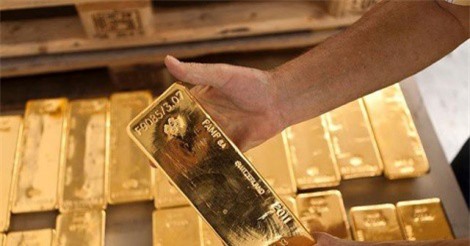 GIÁ VÀNG NGÀY 18/1: Giằng co mạnh?