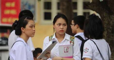 Thi tuyển sinh lớp 10: Học sinh bị áp lực vì bố mẹ muốn “trèo cao”