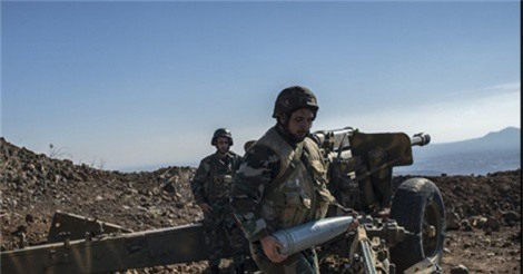 Quân đội Syria tung pháo tự hành ra chiến trường đánh khủng bố