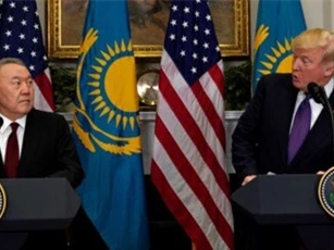 Tổng thống Trump bất ngờ đề xuất cách thức giải quyết xung đột Donbass