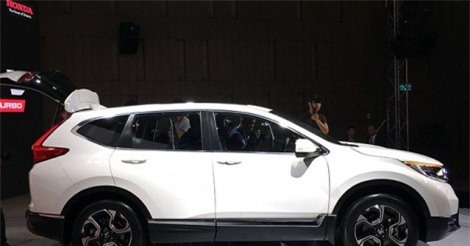 Vì sao Toyota và Honda tạm ngưng nhập xe về Việt Nam?