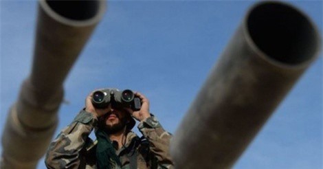 Quân đội Syria lùa IS vào bẫy, trả thù cho các binh sĩ bị chặt đầu