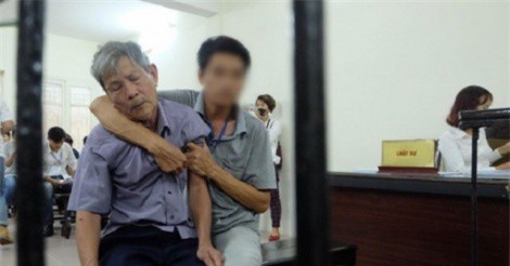 Lão già bị tuyên án 8 năm tù giam vì giở trò đồi bại với bé gái