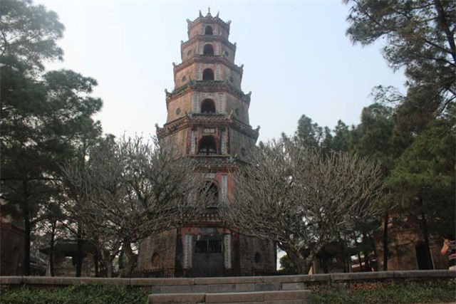 Bí ẩn lời nguyền 'oán tình duyên' ở chùa Thiên Mụ