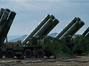 Nga cấp tốc triển khai thêm 4 hệ thống S-400 tới Syria