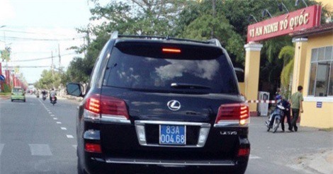 Từ 12/02/2018, thu hồi “biển xanh” trước khi giao xe cho người mua đấu giá