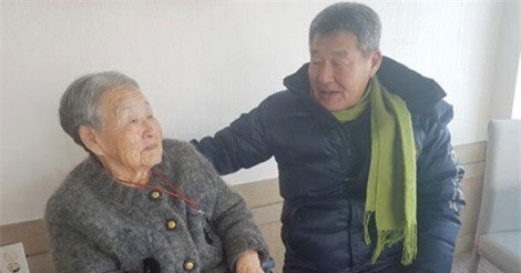 "Rơi nước mắt" với tâm nguyện của mẹ HLV Park Hang-seo 