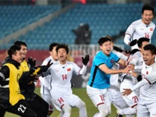 Sao Việt đua nhau sang Trung Quốc cổ vũ cho U23 Việt Nam