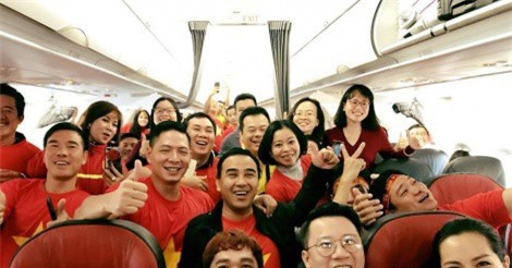 Toàn dân nô nức cổ vũ U23 Việt Nam