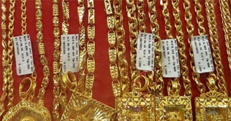 GIÁ VÀNG NGÀY 28/1: Tiếp tục tăng cao