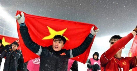 Tâm thư của Tiến Dũng “hút like” hơn cả status của Ronaldo