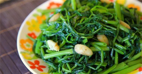 Rợn người với 5 món ăn quen thuộc chứa cả ổ giun sán