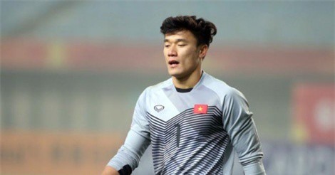 Thủ môn Tiến Dũng sử dụng tiền thưởng để làm gì?