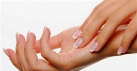 Tiết lộ tuổi thật của phụ nữ chỉ qua bàn tay