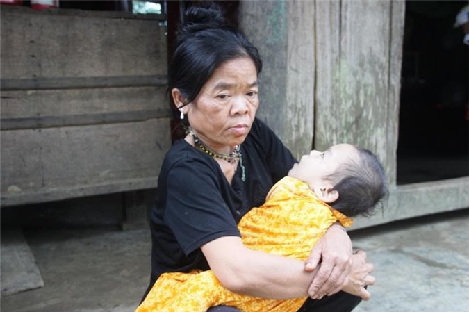 Bí ẩn đằng sau những cuộc hôn nhân cận huyết thống của người Chứt