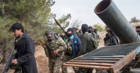 Giữa lúc quân đội Syria tiến công ở Idlib, khủng bố táo tợn cướp tài sản