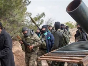 Giữa lúc quân đội Syria tiến công ở Idlib, khủng bố táo tợn cướp tài sản
