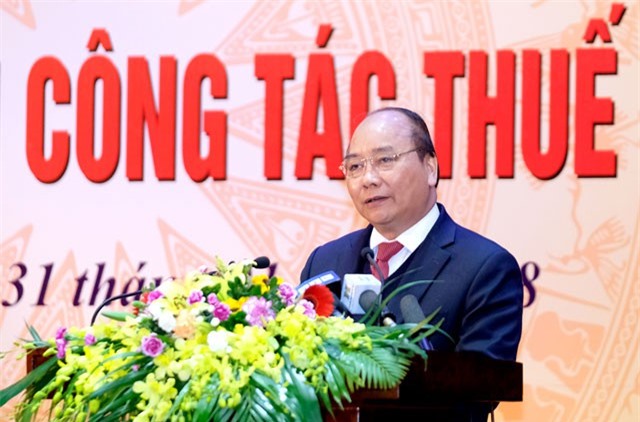 TIN HOT NGÀY 1/2: Ngành thuế phải dẹp bỏ “phí bôi trơn”, ngỡ ngàng với mức thưởng Tết cao nhất cả nước