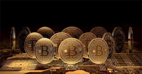 24 giờ đẫm máu, Bitcoin thủng đáy 7.700 USD, hơn 100 tỷ USD bị thổi bay khỏi thị trường tiền số