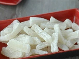 Clip: Hướng dẫn làm mứt bí đao giòn, ngon, ăn hoài không chán