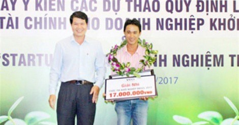 Thầy giáo chế tạo xe nông nghiệp đa năng