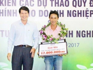 Thầy giáo chế tạo xe nông nghiệp đa năng