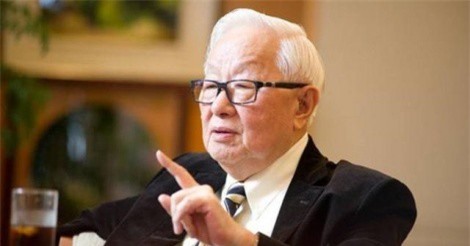 Chân dung tỷ phú nắm "nguồn sống" của Apple