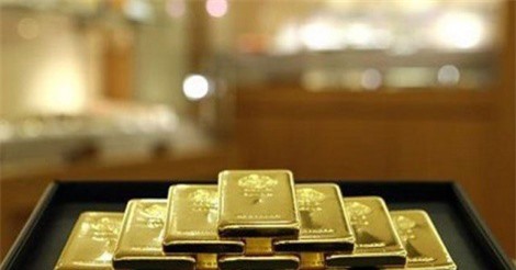 GIÁ VÀNG NGÀY 4/2: Cuối tuần giảm mạnh