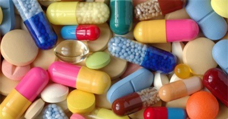 Giật mình trước tác hại từ thói quen bẻ nhỏ thuốc để uống