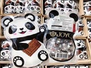 "Hốt bạc" từ buôn bánh kẹo xách tay dịp Tết