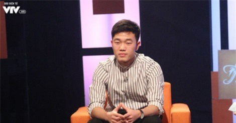 Xuân Trường “đốn tin” fan bằng khả năng “bắn” tiếng Anh cực đỉnh