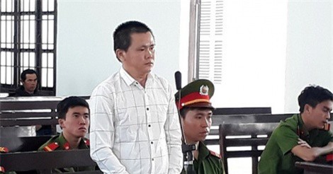 Chồng dùng búa và dao sát hại vợ lãnh 14 năm tù