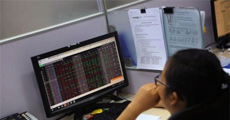 Những phiên rớt điểm kỷ lục của chứng khoán Việt Nam