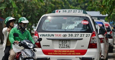 TIN HOT NGÀY 6/2: Chưa có bằng đại học vẫn được bổ nhiệm làm Chánh thanh tra Sở GTVT, Vinasun đòi tiền bồi thường từ Grab